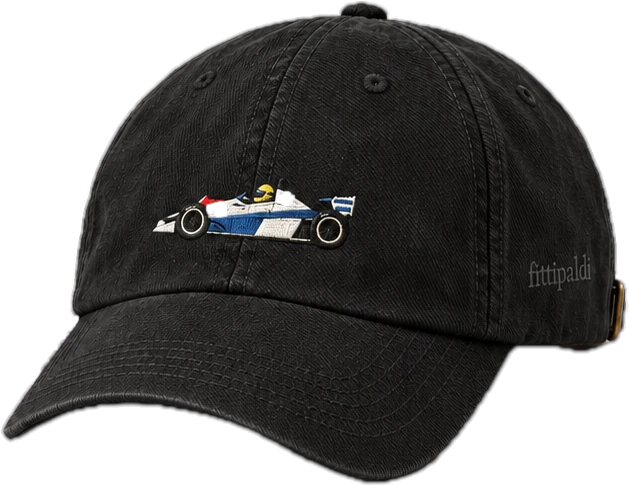 Boné preto com carro de F1 bordado
